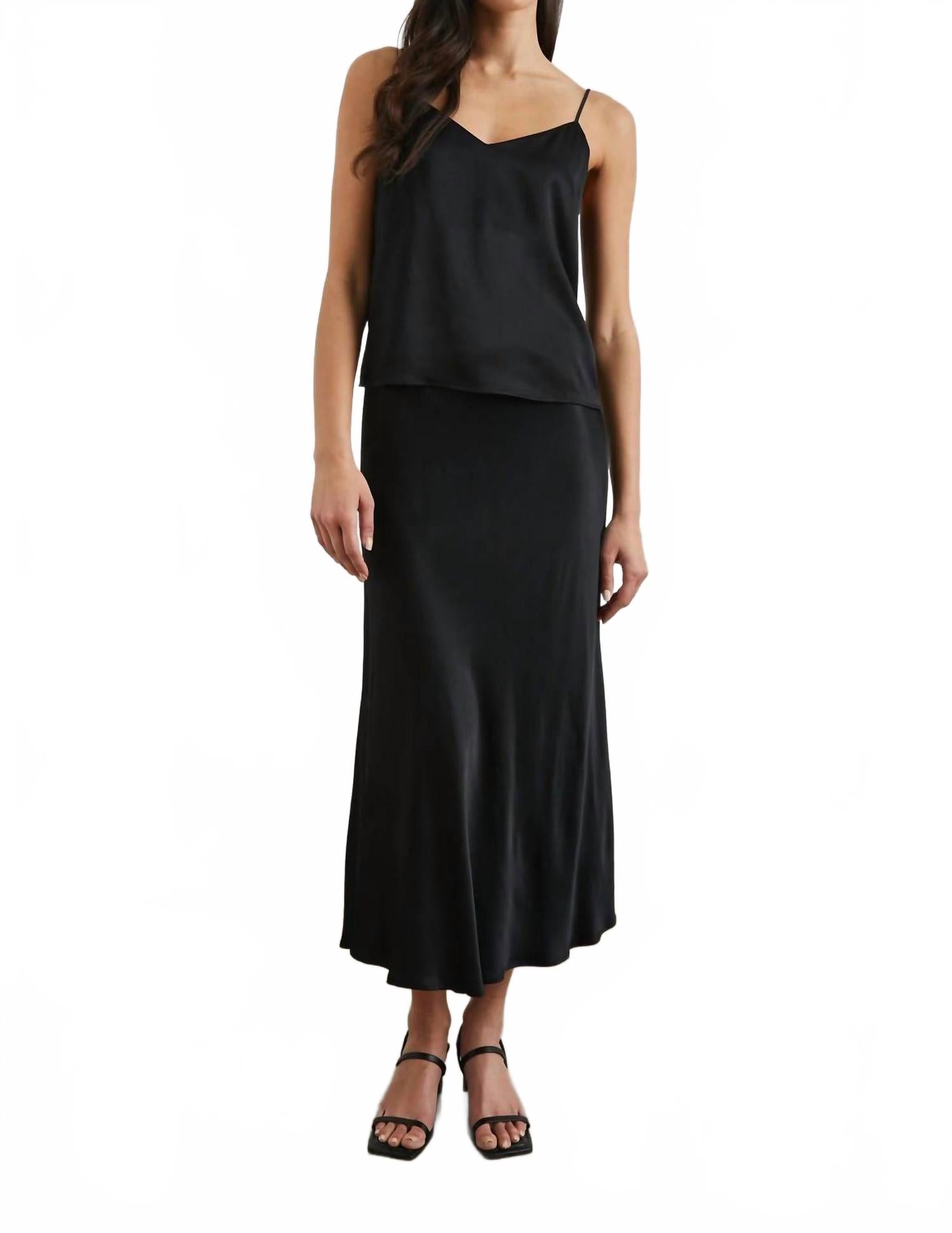 Paola Classic Top In Black